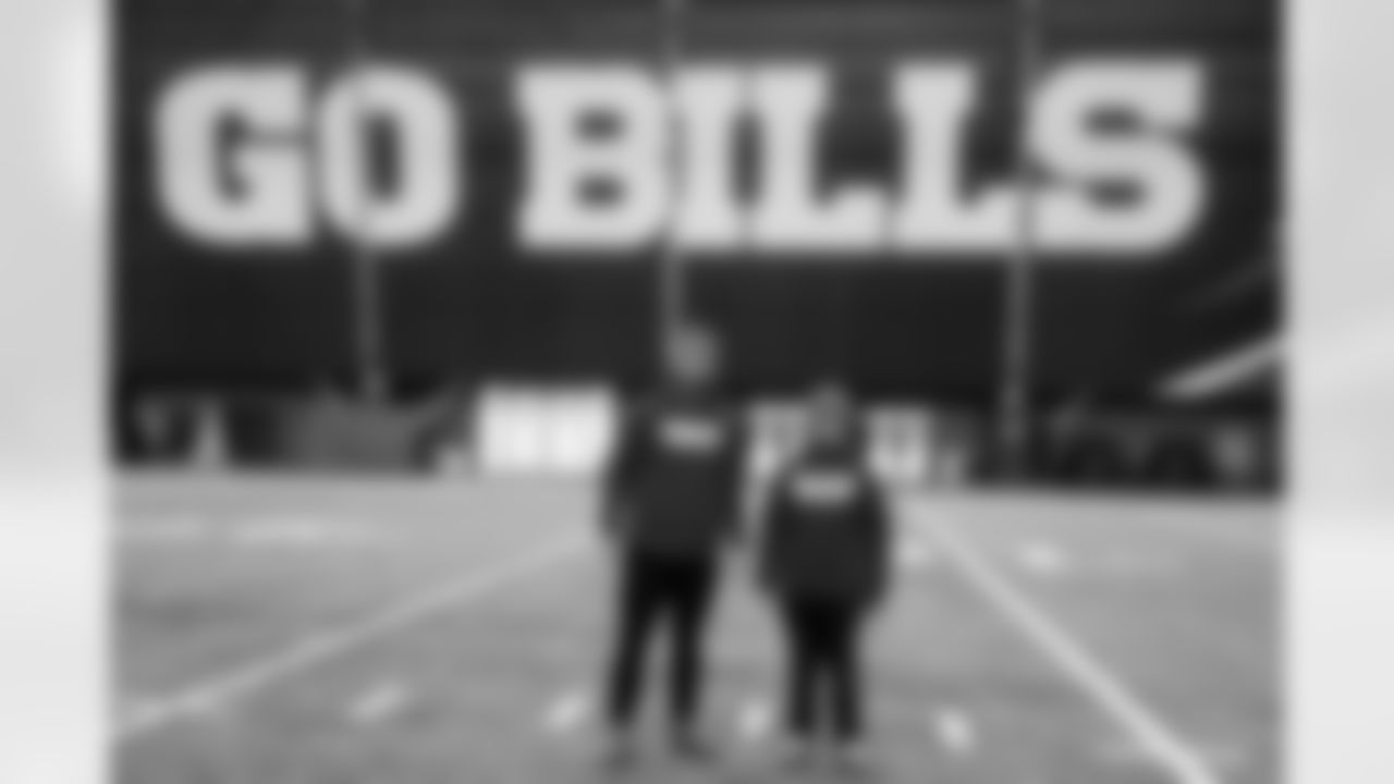 Buffalo Bills vs Philadelphia Eagles, Regular Season, December 28, 2025 at Highmark Stadium.