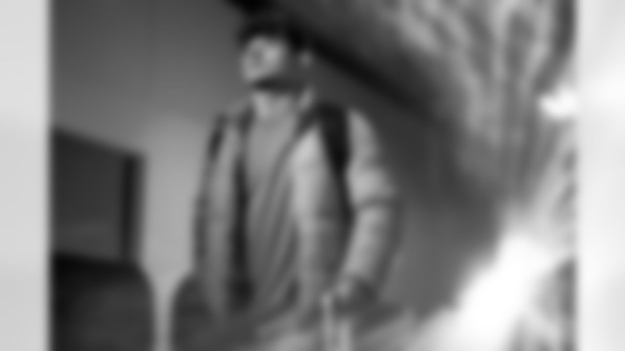 Pittsburgh Steelers vs Buffalo Bills, Regular Season, November 30, 2025 at Acrisure Stadium.