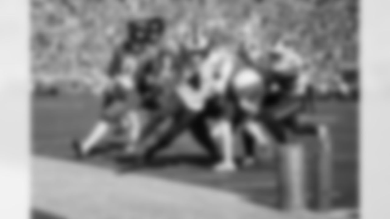 Buffalo Bills vs Jacksonville Jaguars, Wild Card Weekend, January 11, 2026 at EverBank Stadium.