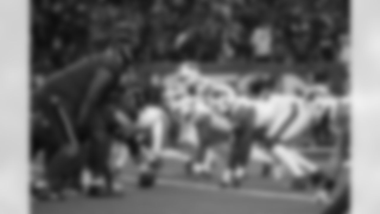 Houston Texans vs Buffalo Bills, Regular Season, November 20, 2025 at NRG Stadium.