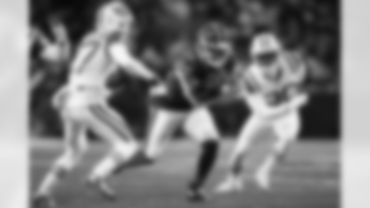 Buffalo Bills vs New York Jets, Regular Season, January 04, 2026 at Highmark Stadium.