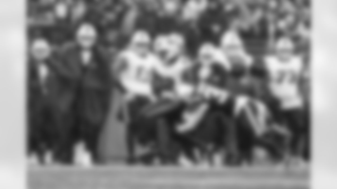 New England Patriots vs Buffalo Bills, Regular Season, December 14, 2025 at Gillette Stadium.