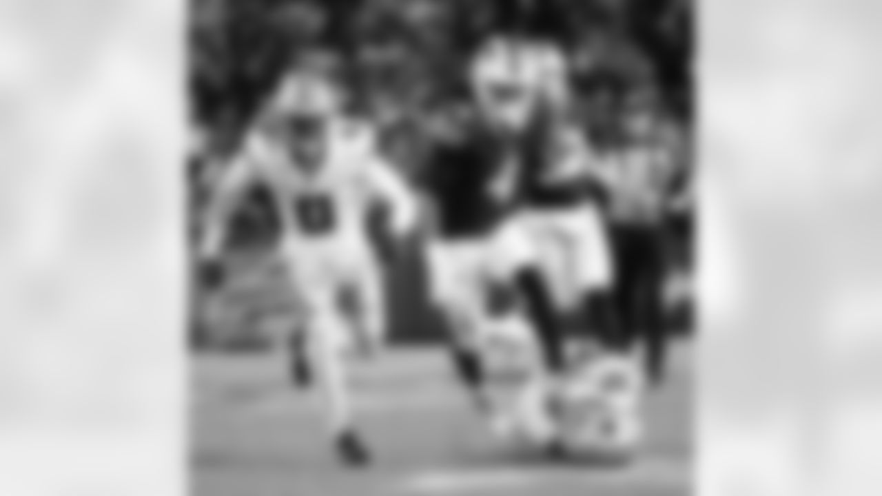 Buffalo Bills vs Dallas Cowboys, Regular Season, December 17, 2023 at Highmark Stadium.