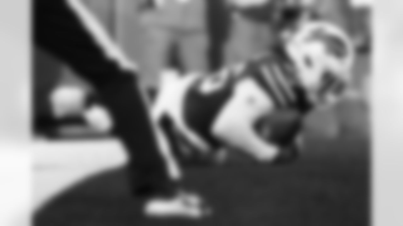 Buffalo Bills vs Denver Broncos, Wild Card Weekend, January 12, 2025 at Highmark Stadium.