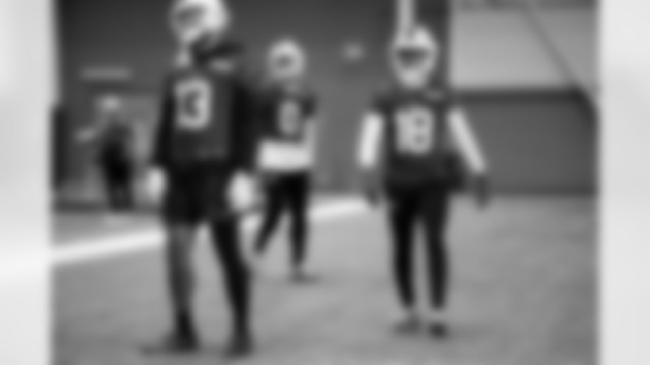 Brandin Cooks (18). Buffalo Bills Week 14 Practice, December 04, 2025 at Buffalo Bills Training Center.