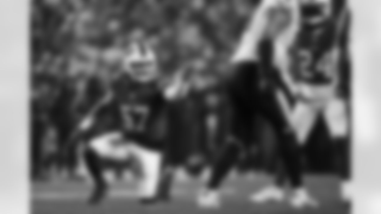 Buffalo Bills vs Philadelphia Eagles, Regular Season, December 28, 2025 at Highmark Stadium.