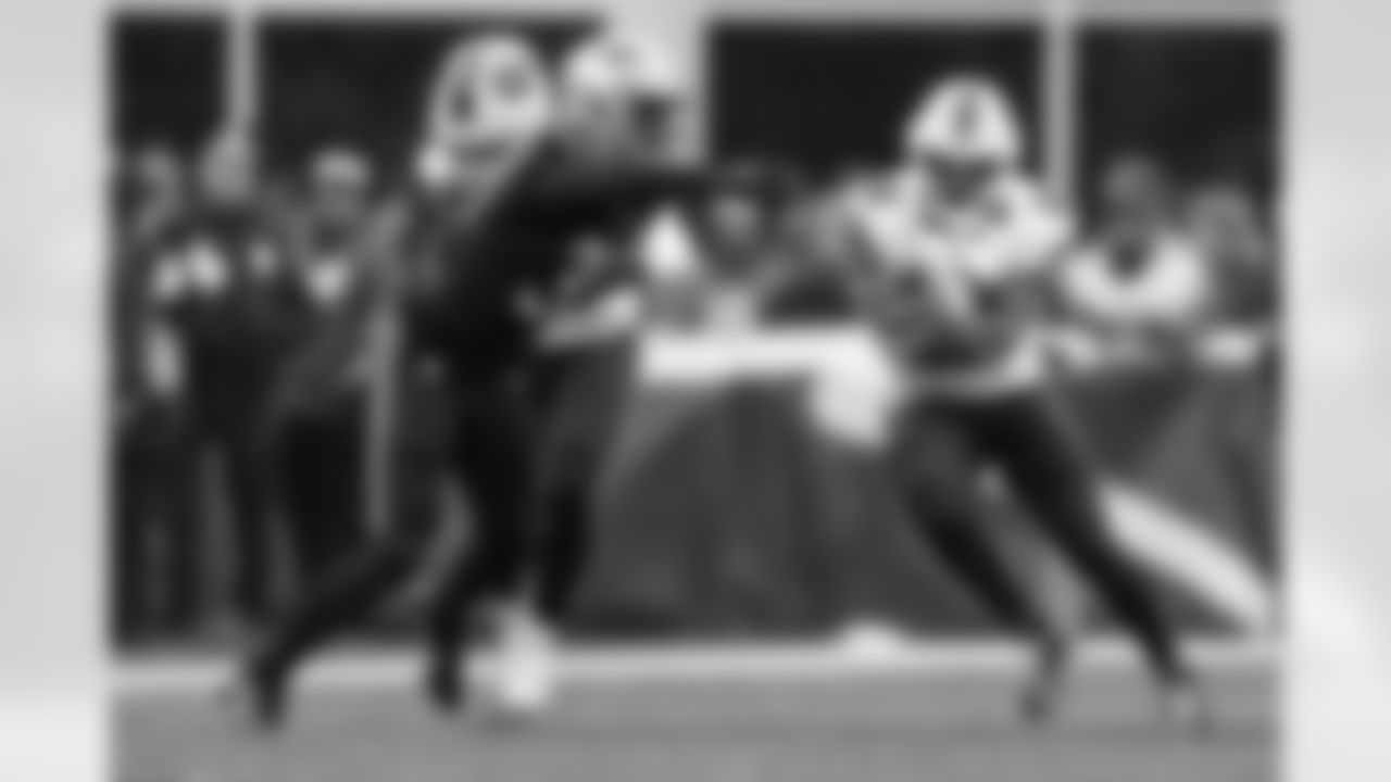 New England Patriots vs Buffalo Bills, Regular Season, December 14, 2025 at Gillette Stadium.