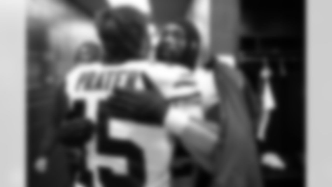 Buffalo Bills vs Tampa Bay Buccaneers, Regular Season, November 16, 2025 at Highmark Stadium.