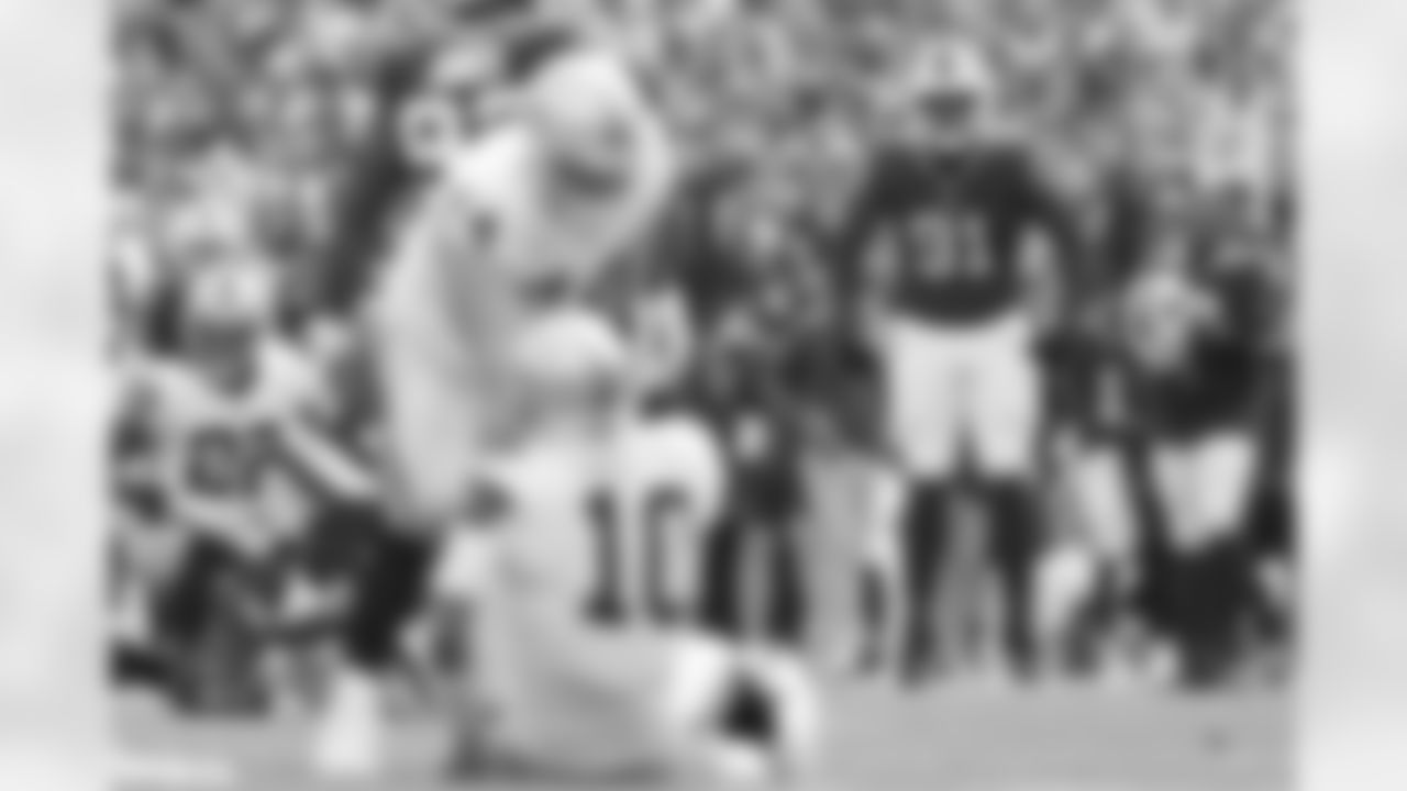 Buffalo Bills vs Las Vegas Raiders, Regular Season, September 17, 2023 at Highmark Stadium.
