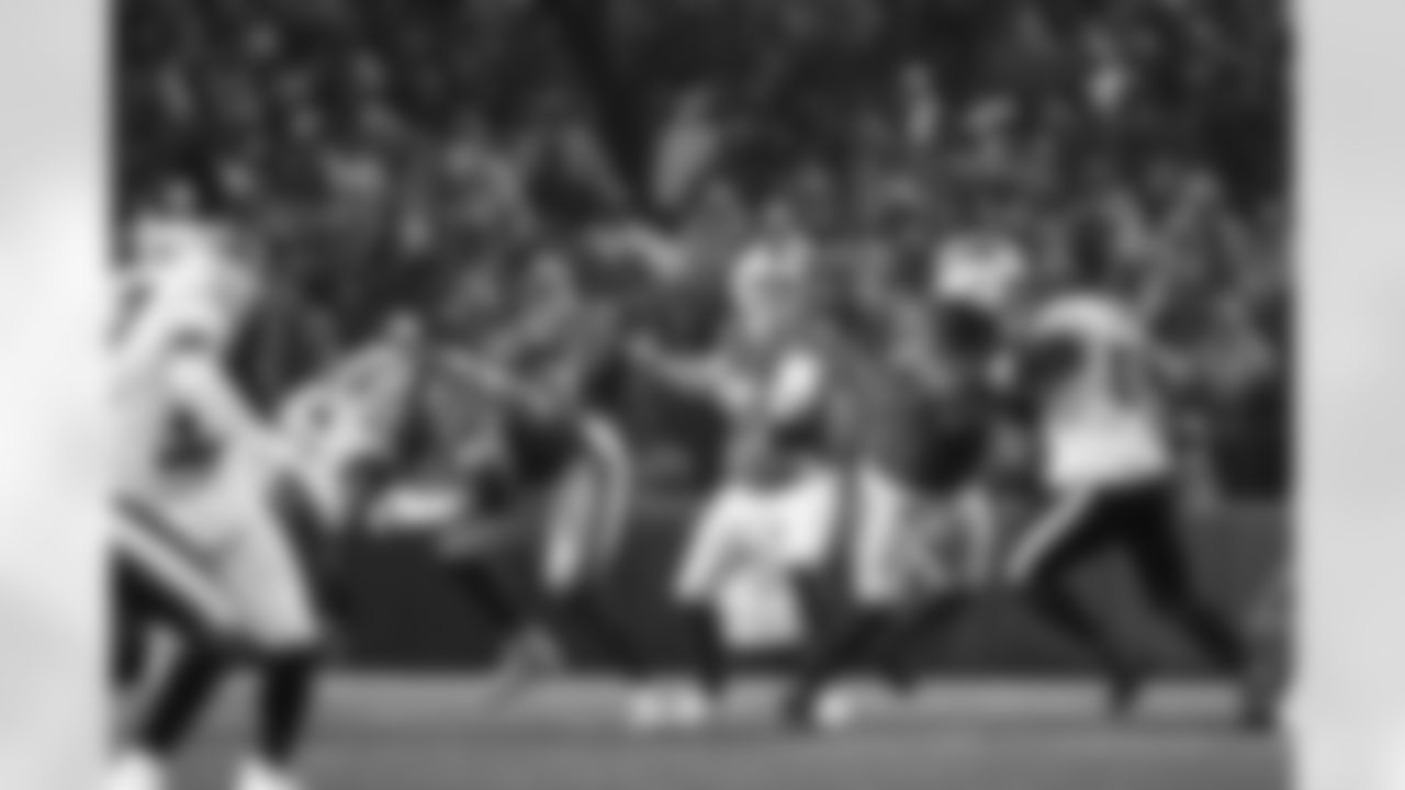 Buffalo Bills vs Philadelphia Eagles, Regular Season, December 28, 2025 at Highmark Stadium.