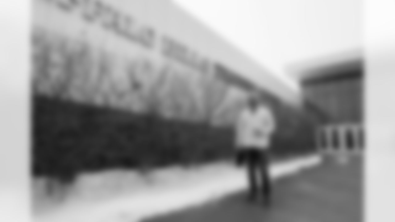 Buffalo Bills vs Cincinnati Bengals, Regular Season, December 07, 2025 at Highmark Stadium.