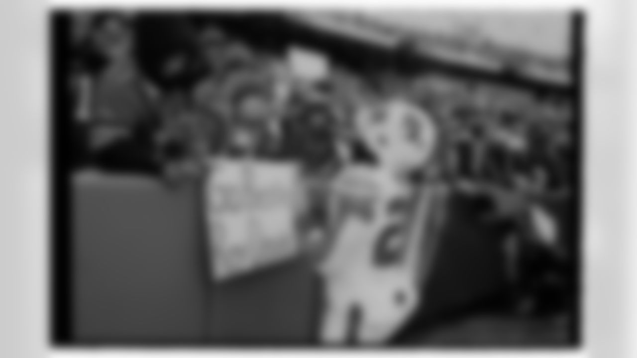 Buffalo Bills vs Tampa Bay Buccaneers, Regular Season, November 18, 2025 at Highmark Stadium.