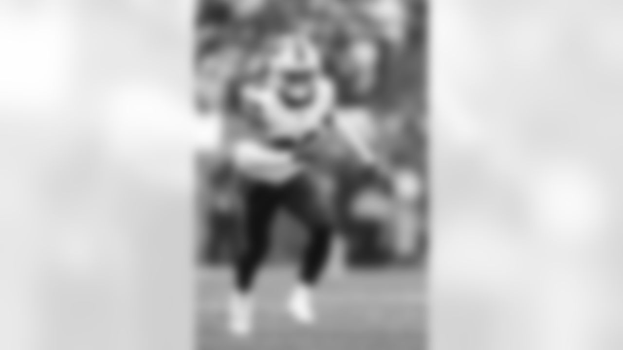 New England Patriots vs Buffalo Bills, Regular Season, December 14, 2025 at Gillette Stadium.