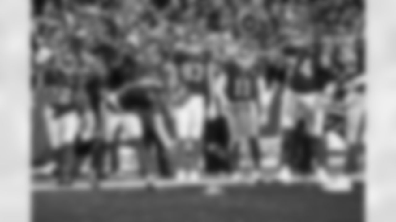 Buffalo Bills vs New York Jets, Regular Season, January 04, 2026 at Highmark Stadium.