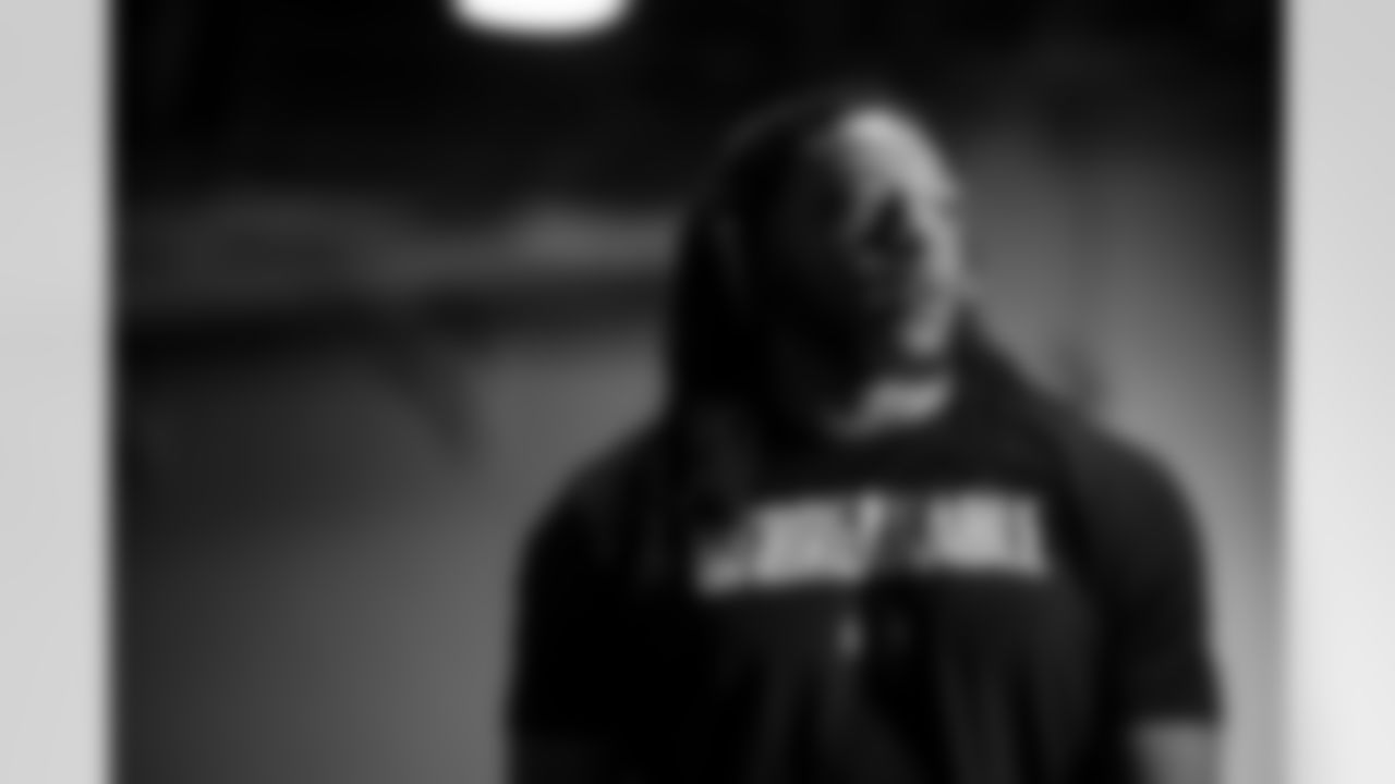 Miami Dolphins vs Buffalo Bills, Regular Season, November 09, 2025 at Hard Rock Stadium.