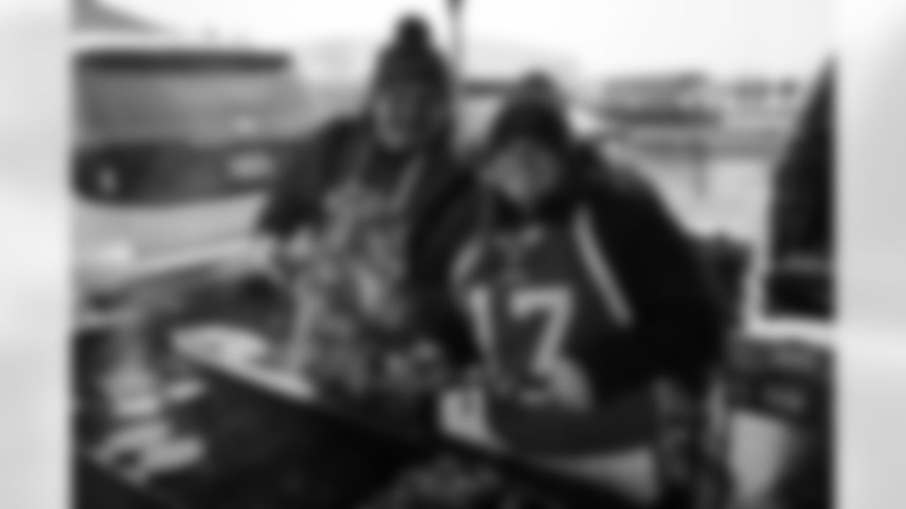 Buffalo Bills vs Philadelphia Eagles, Regular Season, December 28, 2025 at Highmark Stadium.