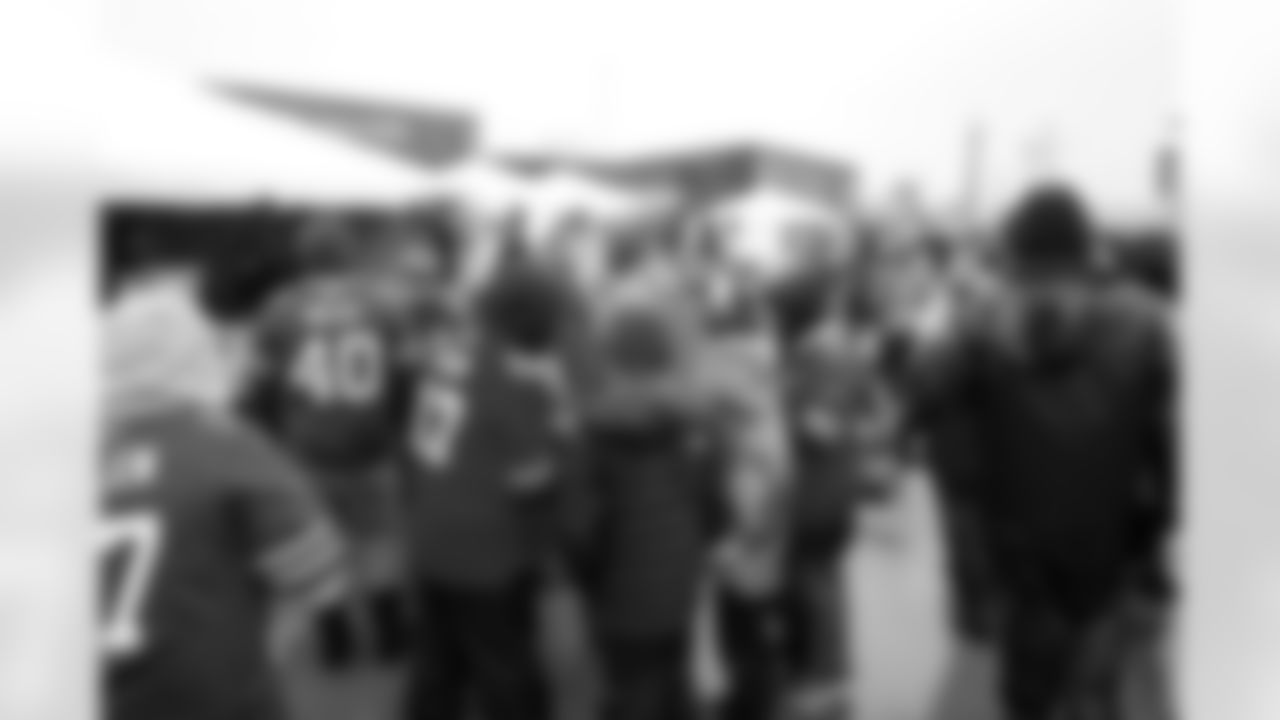 Buffalo Bills vs Philadelphia Eagles, Regular Season, December 28, 2025 at Highmark Stadium.