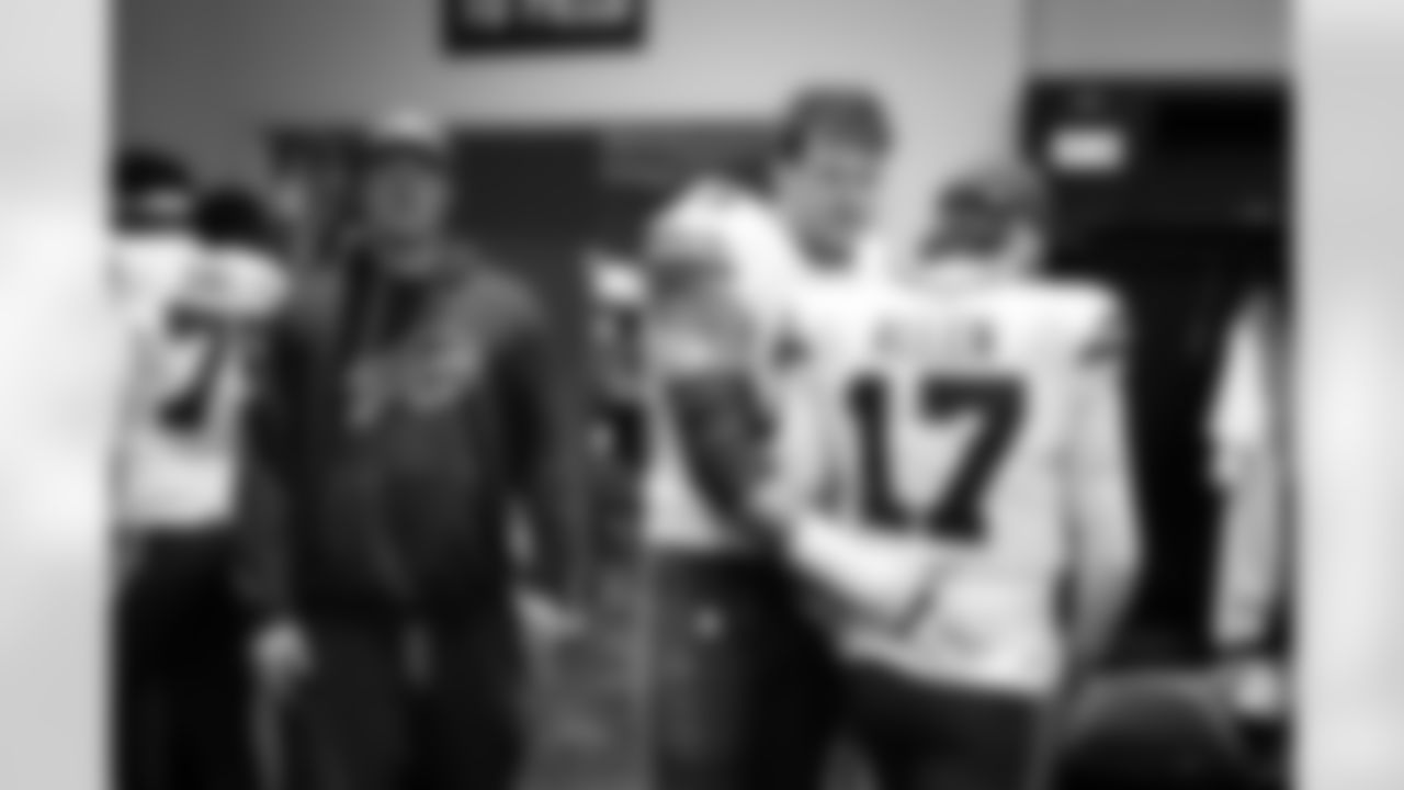 Buffalo Bills vs Jacksonville Jaguars, Wild Card Weekend, January 11, 2026 at EverBank Stadium.