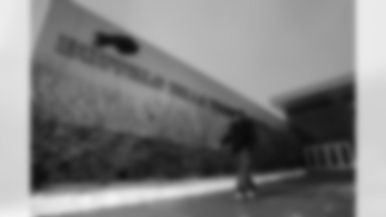 Buffalo Bills vs Cincinnati Bengals, Regular Season, December 07, 2025 at Highmark Stadium.