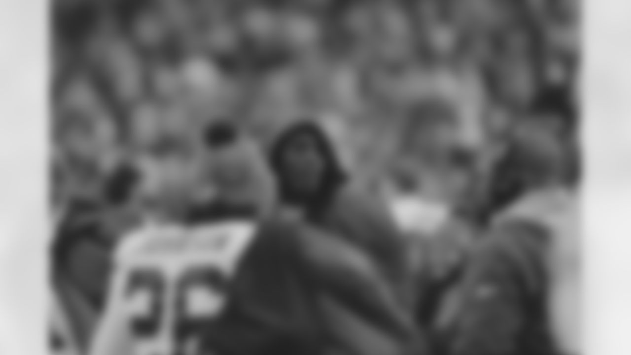 Buffalo Bills vs Tampa Bay Buccaneers, Regular Season, November 18, 2025 at Highmark Stadium.