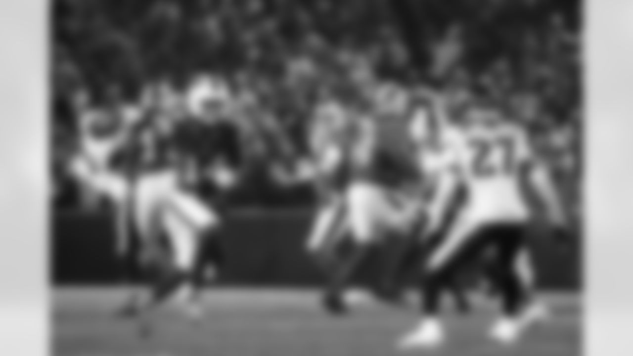 Buffalo Bills vs Philadelphia Eagles, Regular Season, December 28, 2025 at Highmark Stadium.