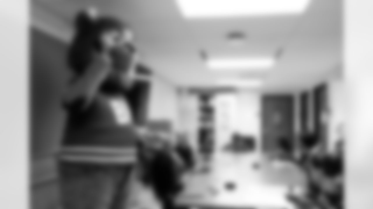 Free Mobile Food Markets, November 01, 2025 at #94 West Hertel Academy.