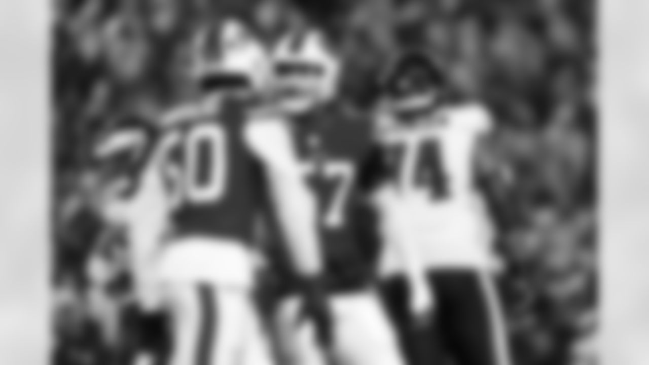 Buffalo Bills vs Philadelphia Eagles, Regular Season, December 28, 2025 at Highmark Stadium.