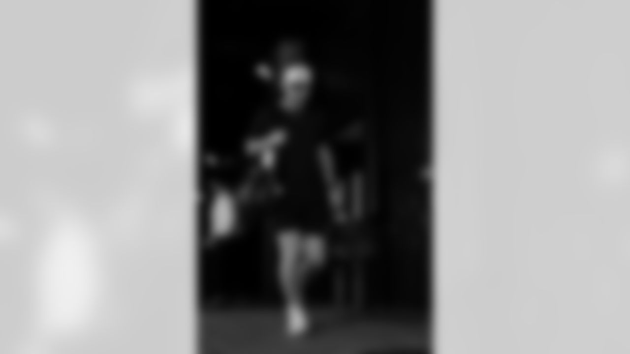 New England Patriots vs Buffalo Bills, Regular Season, December 14, 2025 at Gillette Stadium.