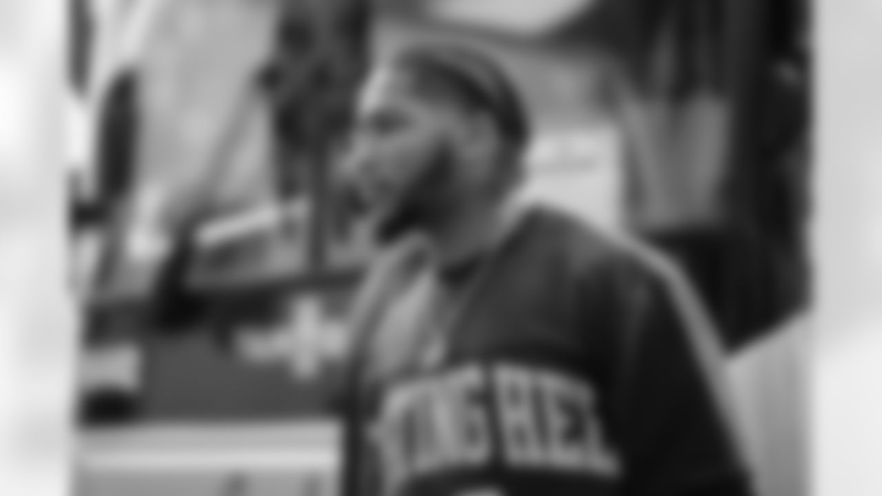 Miami Dolphins vs Buffalo Bills, Regular Season, November 09, 2025 at Hard Rock Stadium.