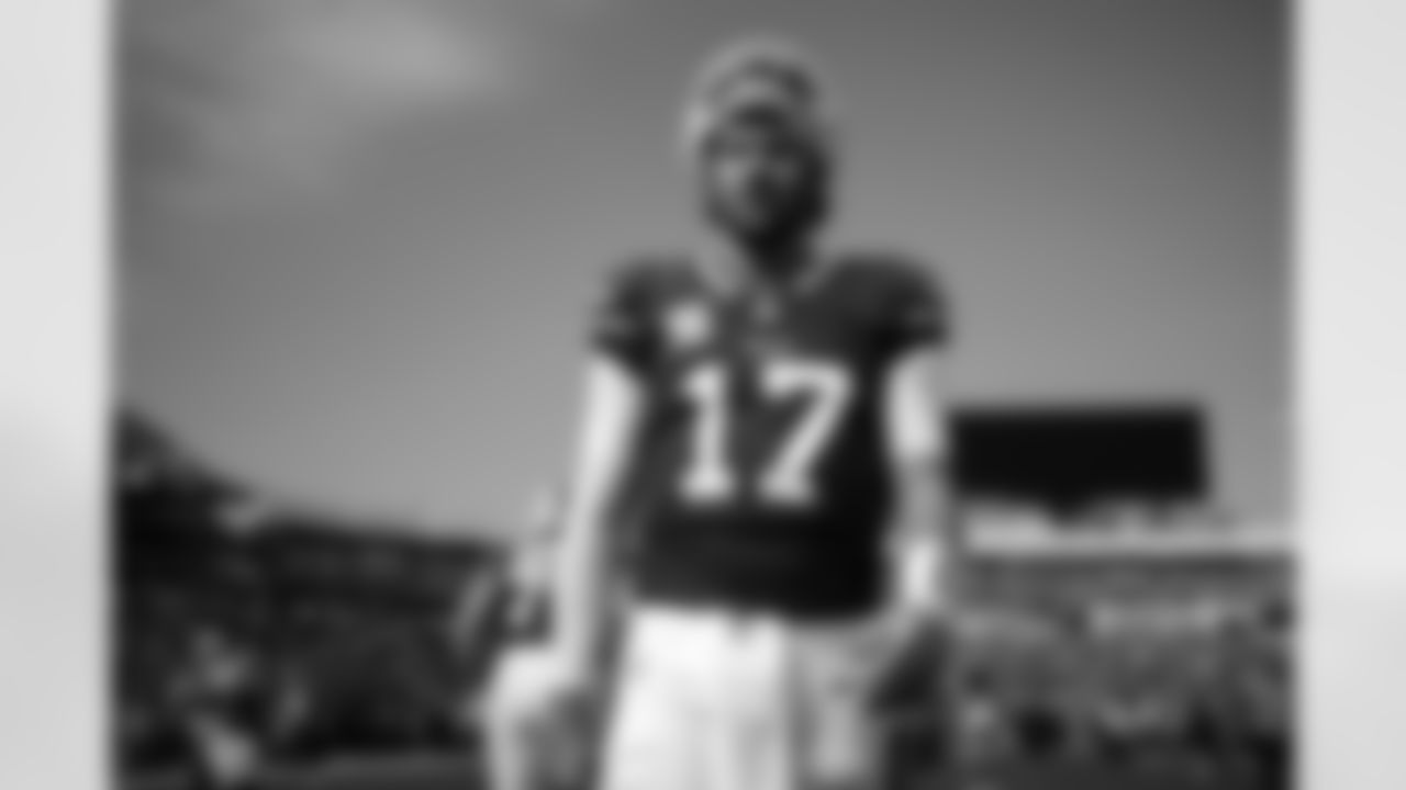 Buffalo Bills vs New Orleans Saints, Regular Season, September 28, 2025 at Highmark Stadium.