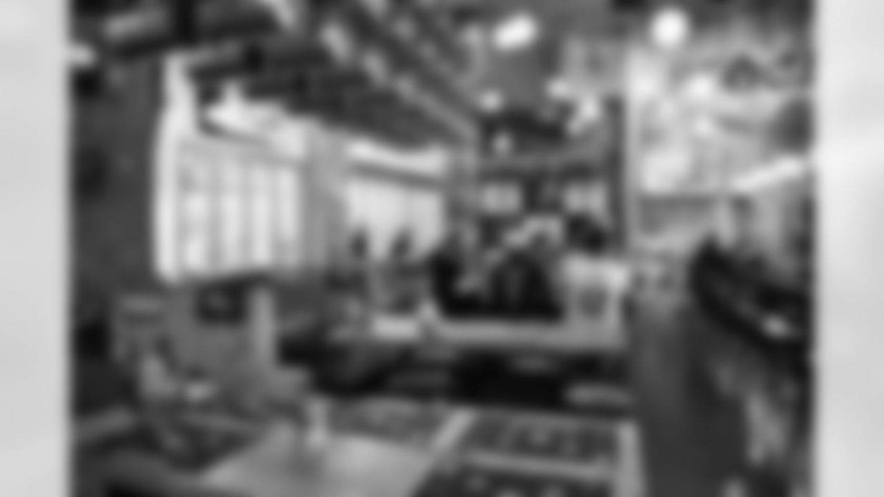 Bills v Chiefs Montreal Watch Party, November 02, 2025 at La Belle et La Boeuf.