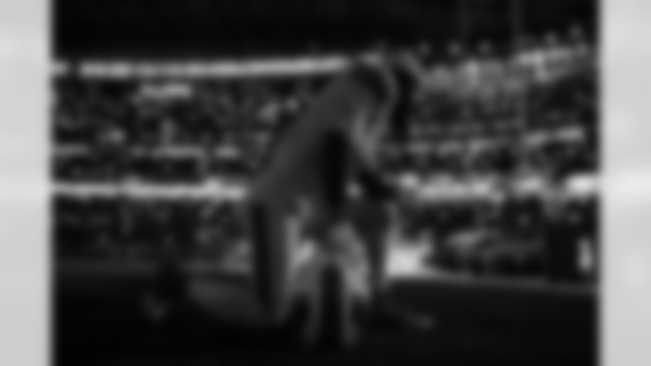 Houston Texans vs Buffalo Bills, Regular Season, November 20, 2025 at NRG Stadium.