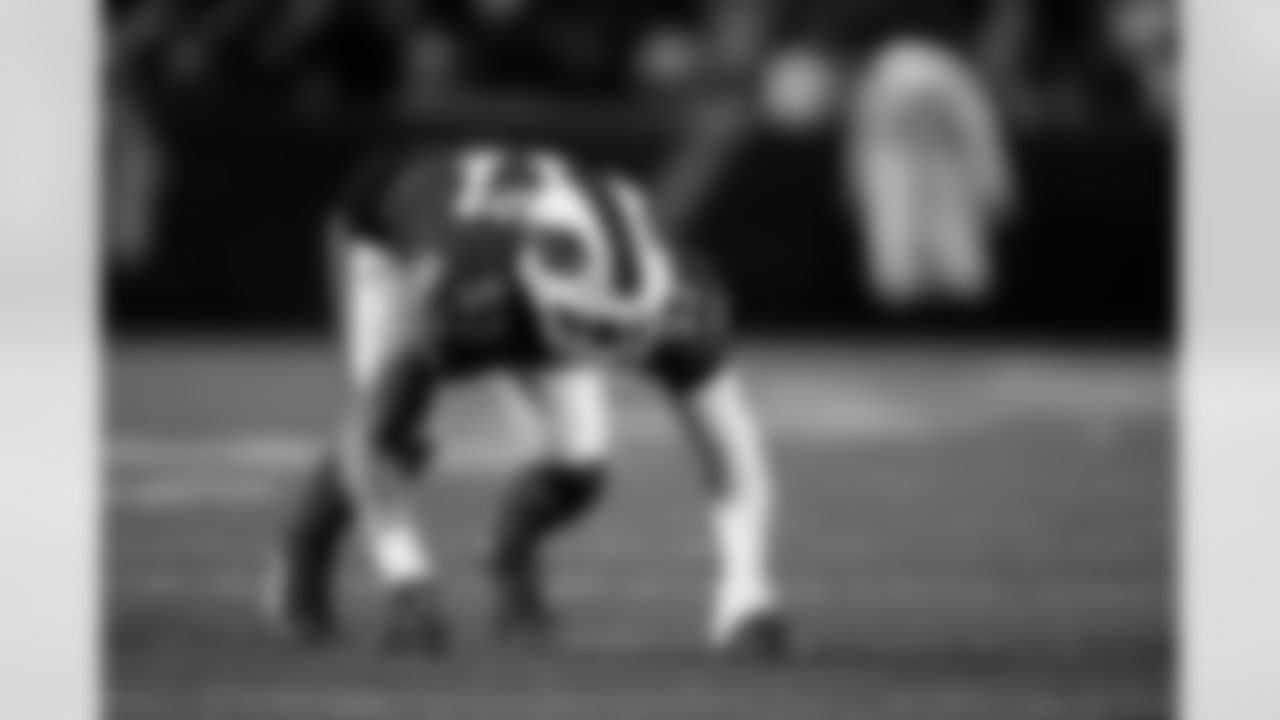 Buffalo Bills vs Philadelphia Eagles, Regular Season, December 28, 2025 at Highmark Stadium.