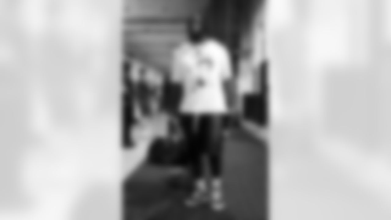 Buffalo Bills vs Jacksonville Jaguars, Wild Card Weekend, January 11, 2026 at EverBank Stadium.