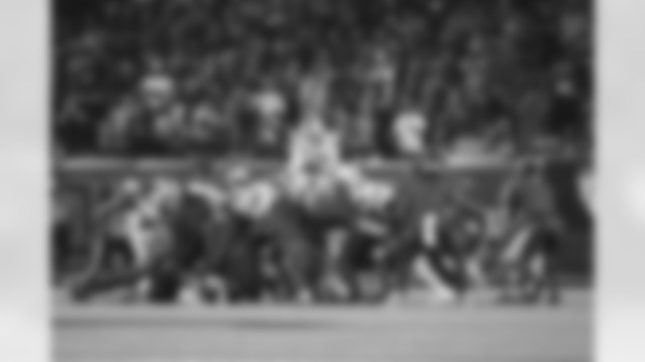 Houston Texans vs Buffalo Bills, Regular Season, November 20, 2025 at NRG Stadium.