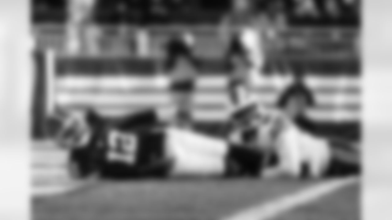 Cleveland Browns vs Buffalo Bills, Regular Season, December 21, 2025 at Huntington Bank Field.