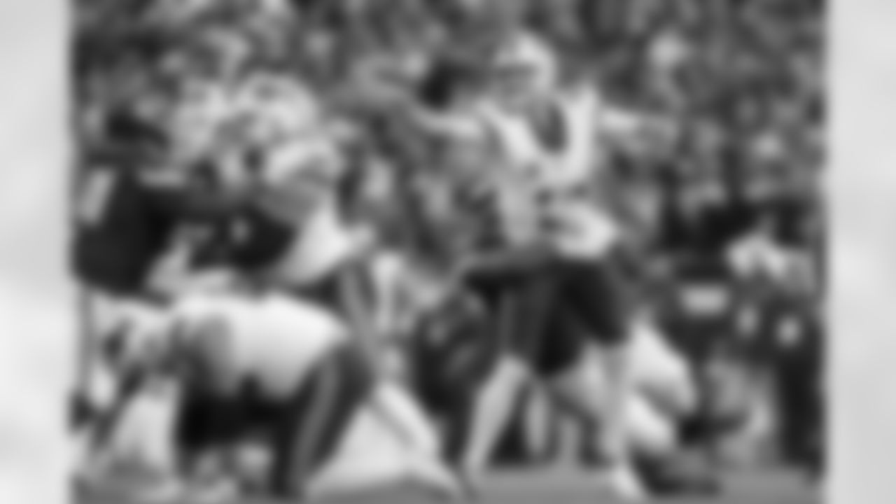 Kansas City Chiefs vs Buffalo Bills, Regular Season, December 10, 2023 at GEHA Field at Arrowhead Stadium.