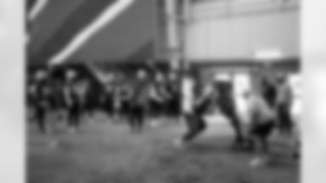 Zion Logue (93). Buffalo Bills Week 12 Practice, November 18, 2025 at Buffalo Bills Training Center.