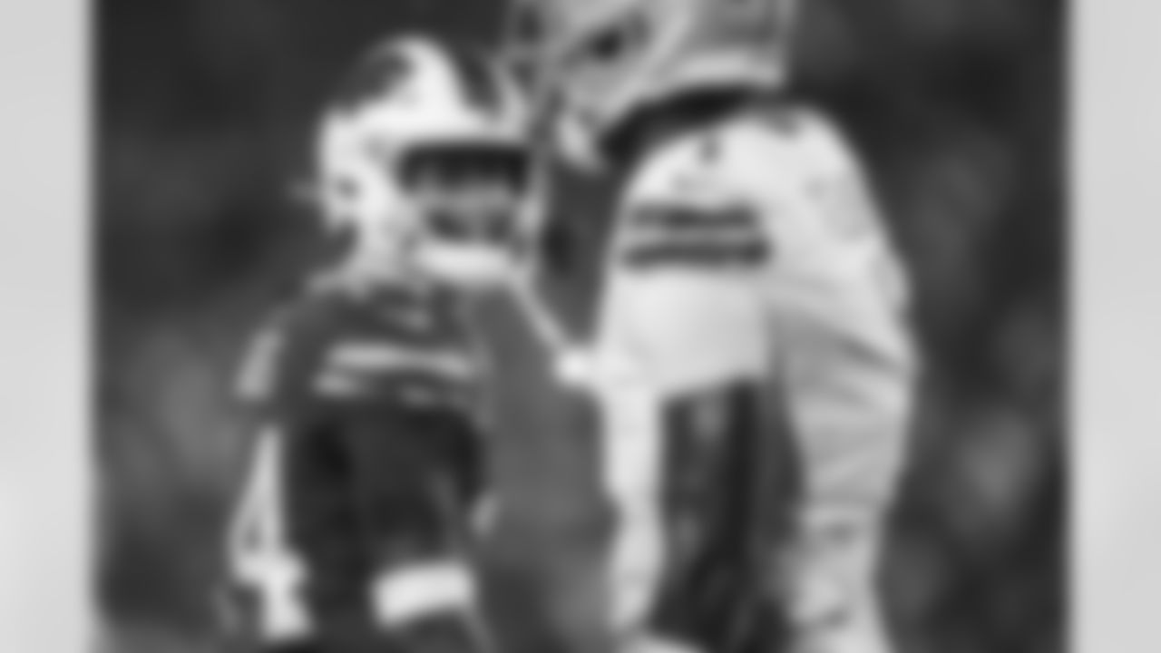 Buffalo Bills vs Dallas Cowboys, Regular Season, December 17, 2023 at Highmark Stadium.