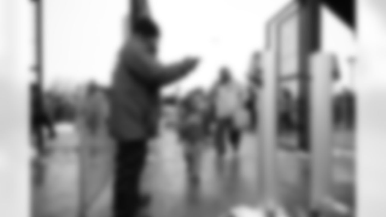 Buffalo Bills vs New York Jets, Regular Season, January 04, 2026 at Highmark Stadium.