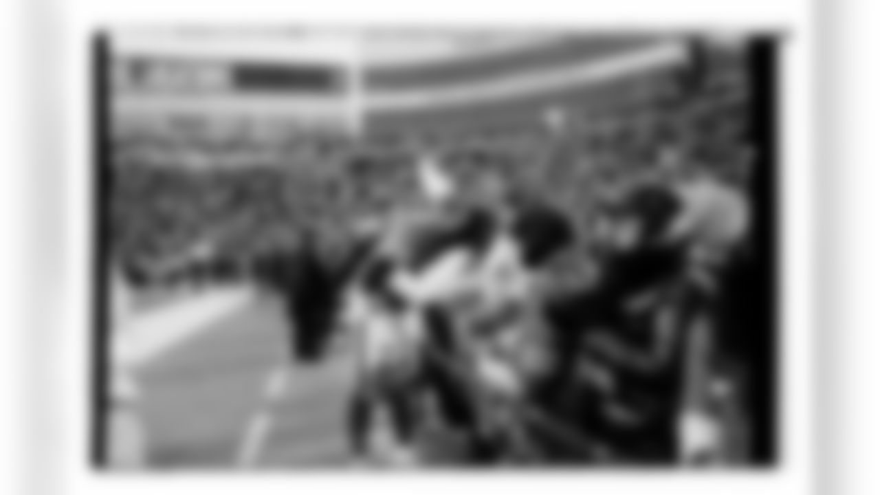 Buffalo Bills vs New York Jets, Regular Season, January 04, 2026 at Highmark Stadium.