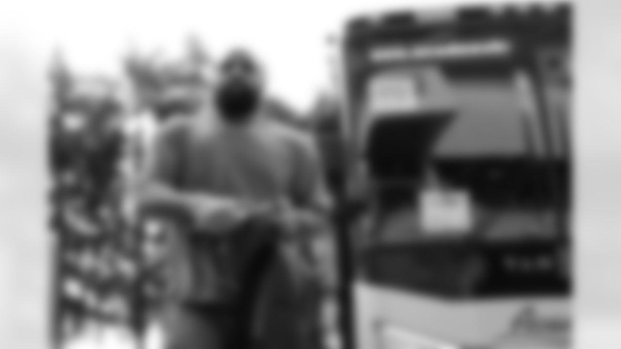 Miami Dolphins vs Buffalo Bills, Regular Season, November 09, 2025 at Hard Rock Stadium.