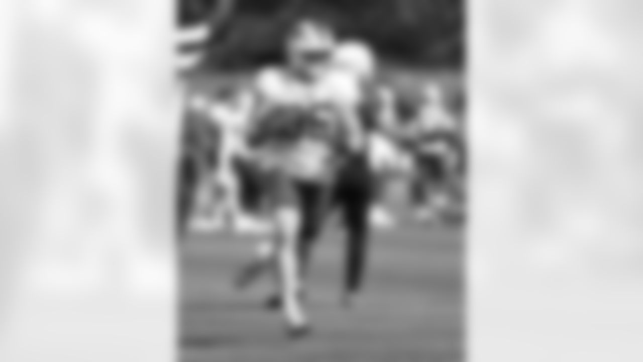 Jackson Hawes (85). Buffalo Bills Training Camp, August 27, 2025 at Buffalo Bills Training Facility.