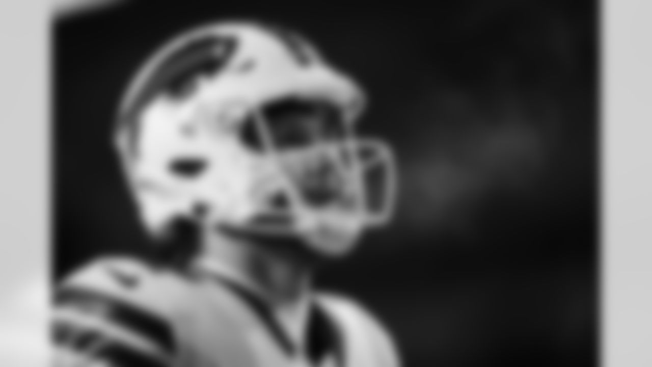 Josh Allen (17). Pittsburgh Steelers vs Buffalo Bills, Regular Season, November 30, 2025 at Acrisure Stadium.