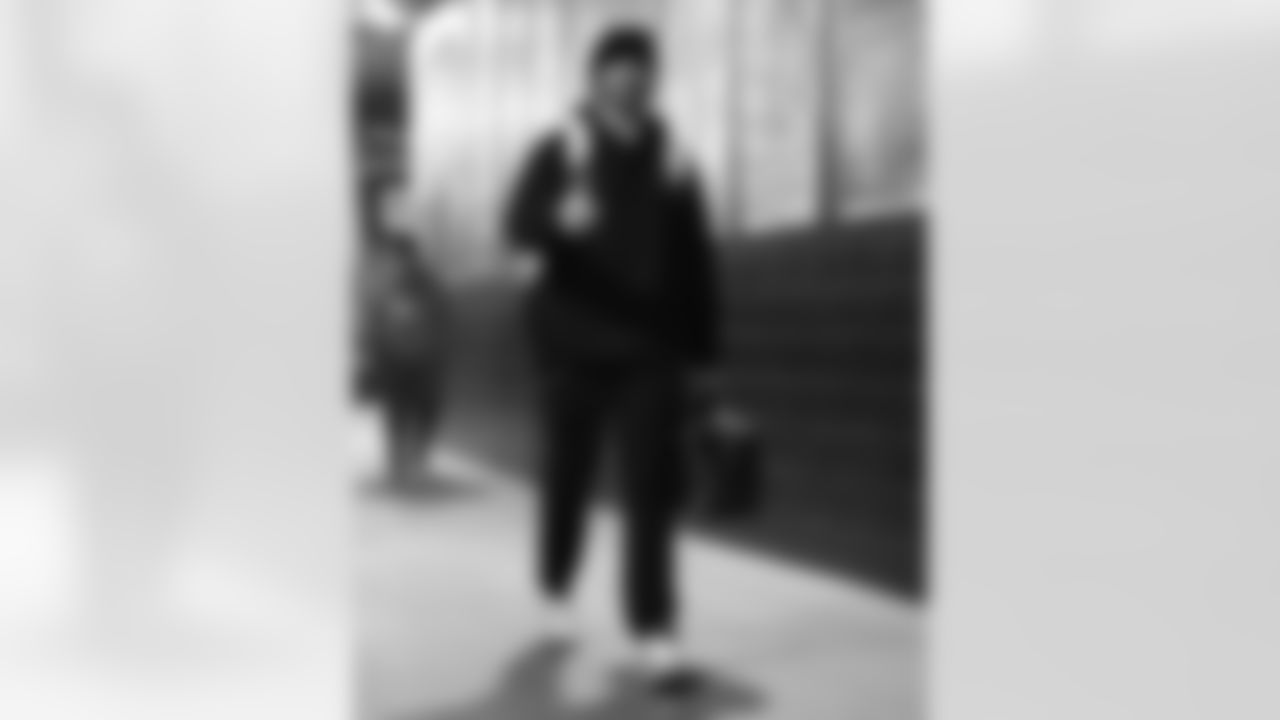 New England Patriots vs Buffalo Bills, Regular Season, December 14, 2025 at Gillette Stadium.