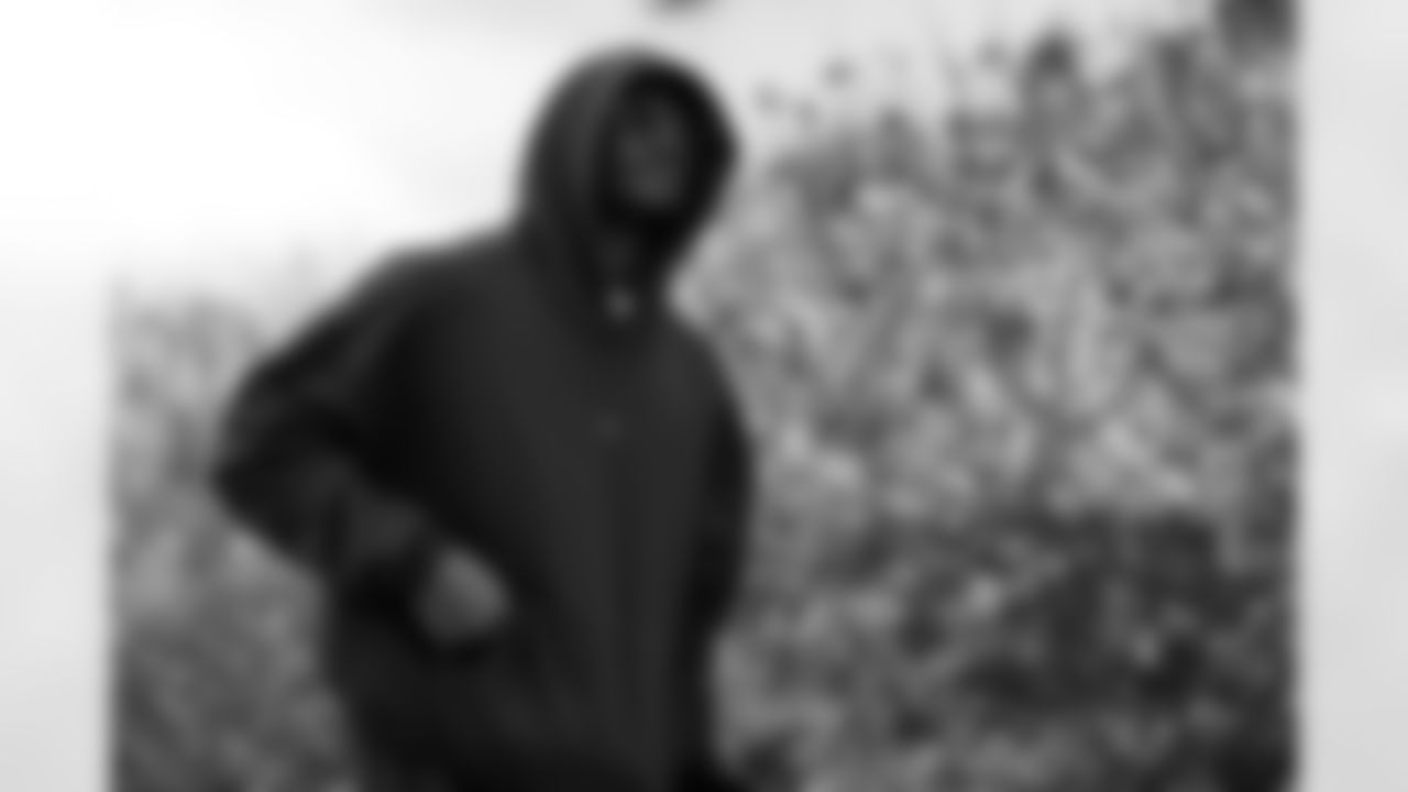 Buffalo Bills vs Tampa Bay Buccaneers, Regular Season, November 16, 2025 at Highmark Stadium.