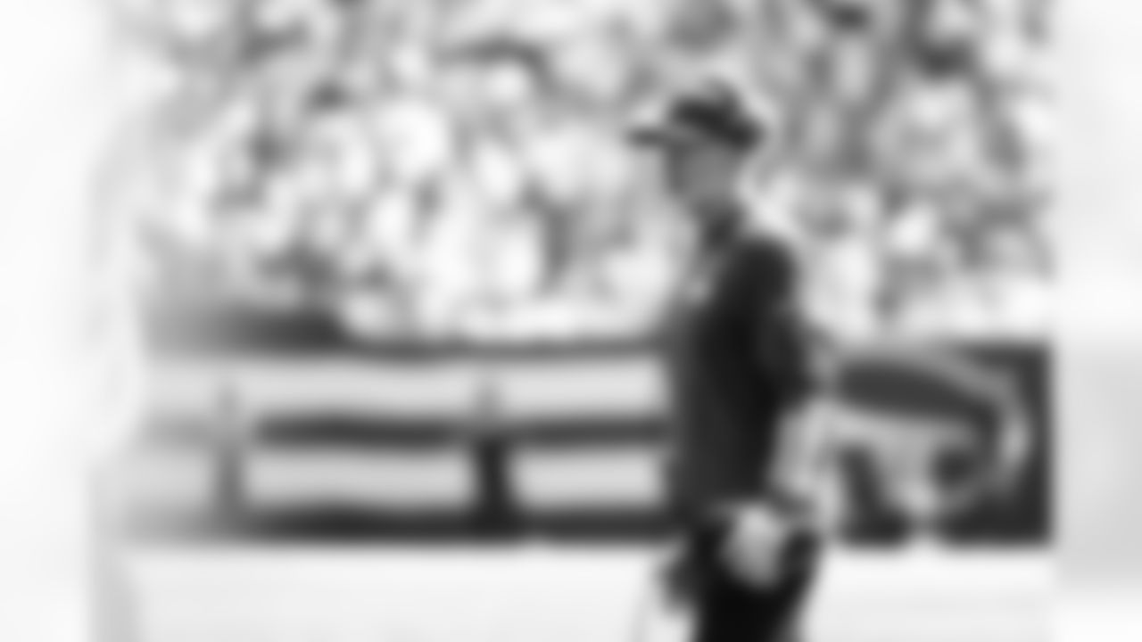 New York Jets vs Buffalo Bills, Regular Season, September 14, 2025 at Metlife Stadium.