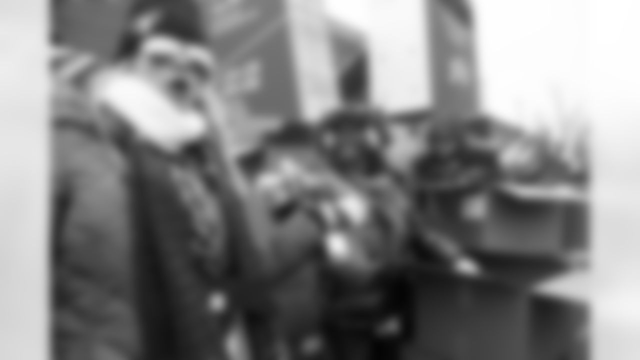 Buffalo Bills vs New York Jets, Regular Season, January 04, 2026 at Highmark Stadium.