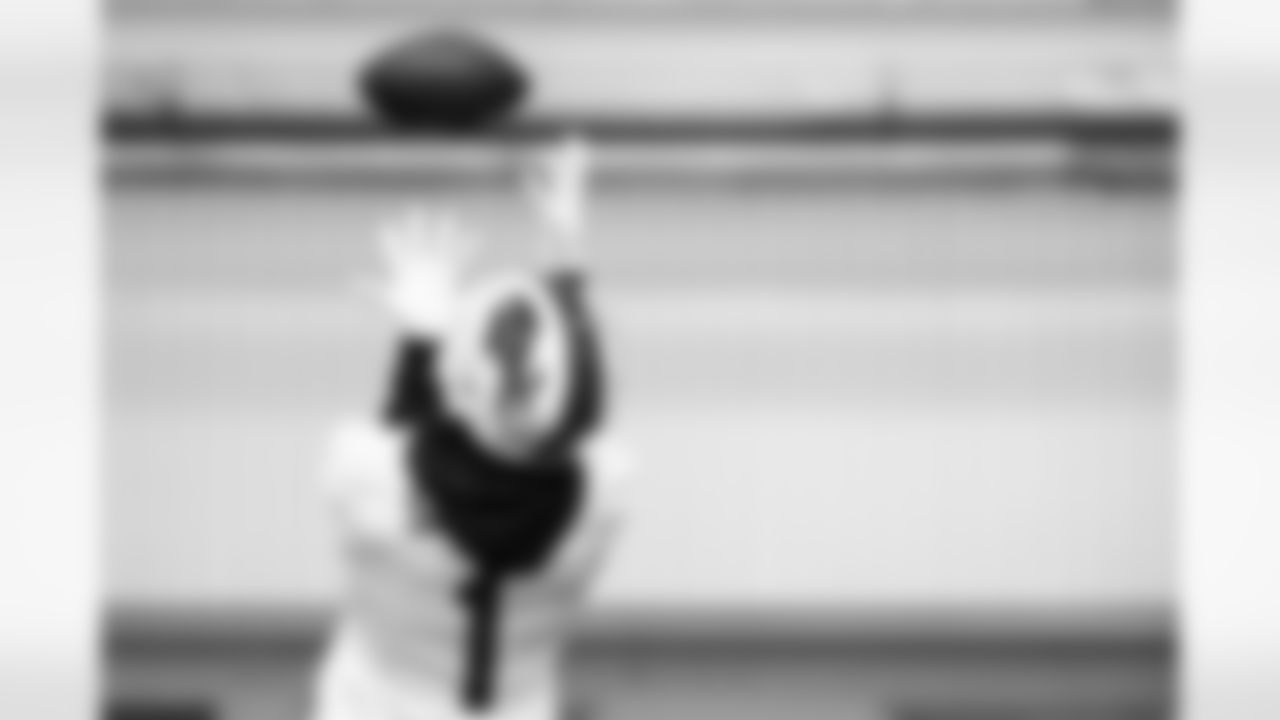 Curtis Samuel (1). Buffalo Bills Divisional Round, January 15, 2026 at Buffalo Bills Training Center.