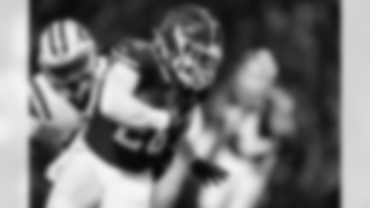 Buffalo Bills vs New York Jets, Regular Season, January 04, 2026 at Highmark Stadium.